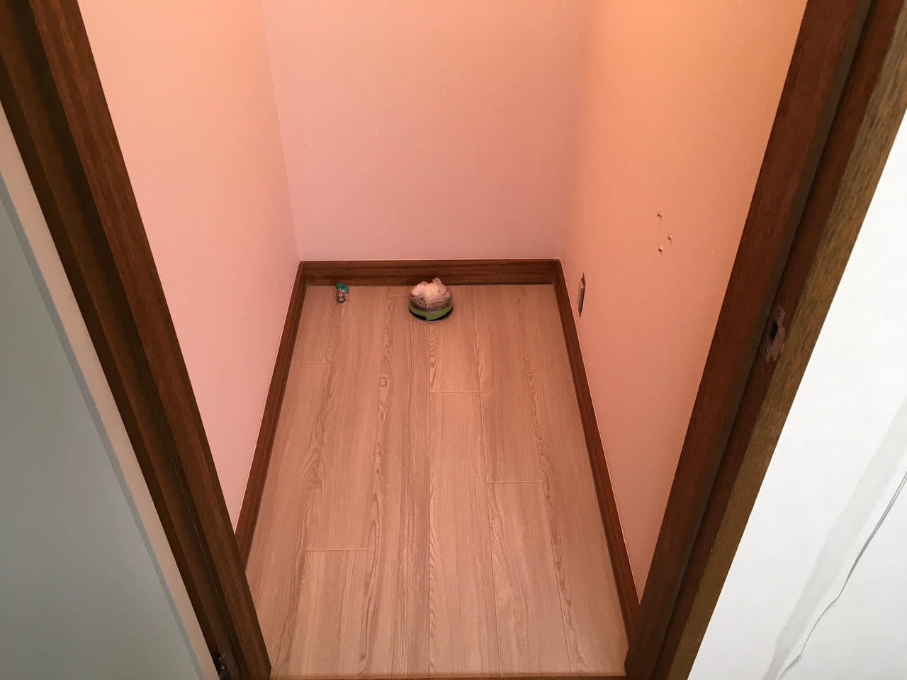 トイレクロスCF施工